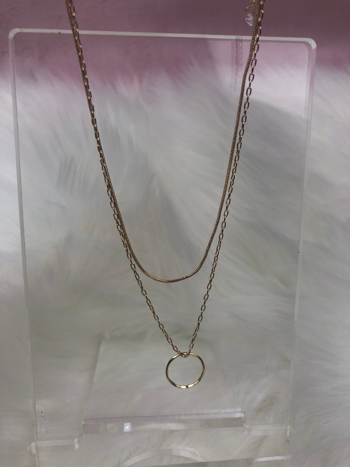 CIRCLE CHARM NECKLACE